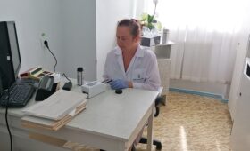 В клініко - лабораторному відділенні встановлено сучасні апарати для проведення аналізу крові та сечі