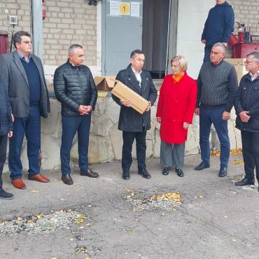 img-2b81e7998cb4736d64d3721d08d765f5-v