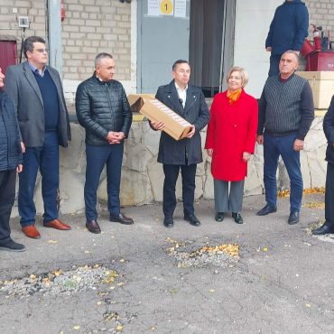 img-c2be1884846525f44c58b6c1ce034d10-v