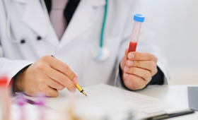 Здавати кров та її компоненти під час пандемії COVID-19 безпечно!